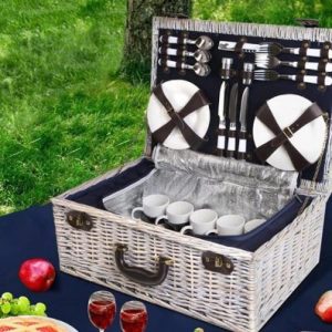 Natural picnic basket